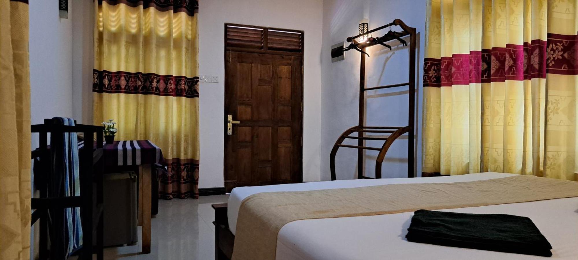 טנגלה Kavidi Villa Home Stay מראה חיצוני תמונה