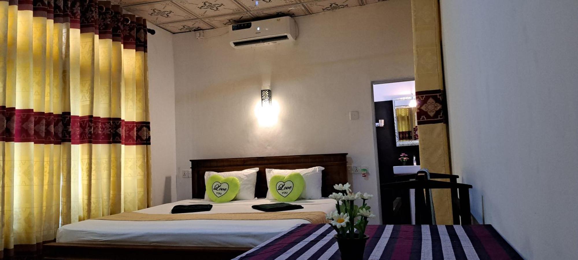 טנגלה Kavidi Villa Home Stay חדר תמונה
