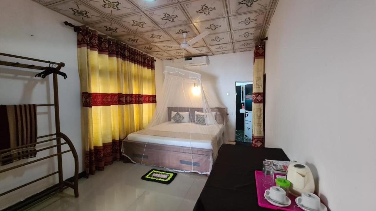 טנגלה Kavidi Villa Home Stay חדר תמונה